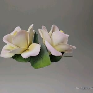 Napoleon Capodimonte Porcelain Yellow &Blush Double Rose Sculpture Made in Italy